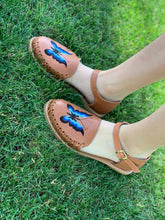 Load image into Gallery viewer, Mariposa tan